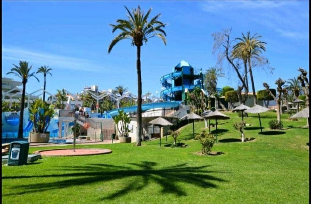 Appartment Totally Upgraded At Benal Beach Benalmádena Exterior photo